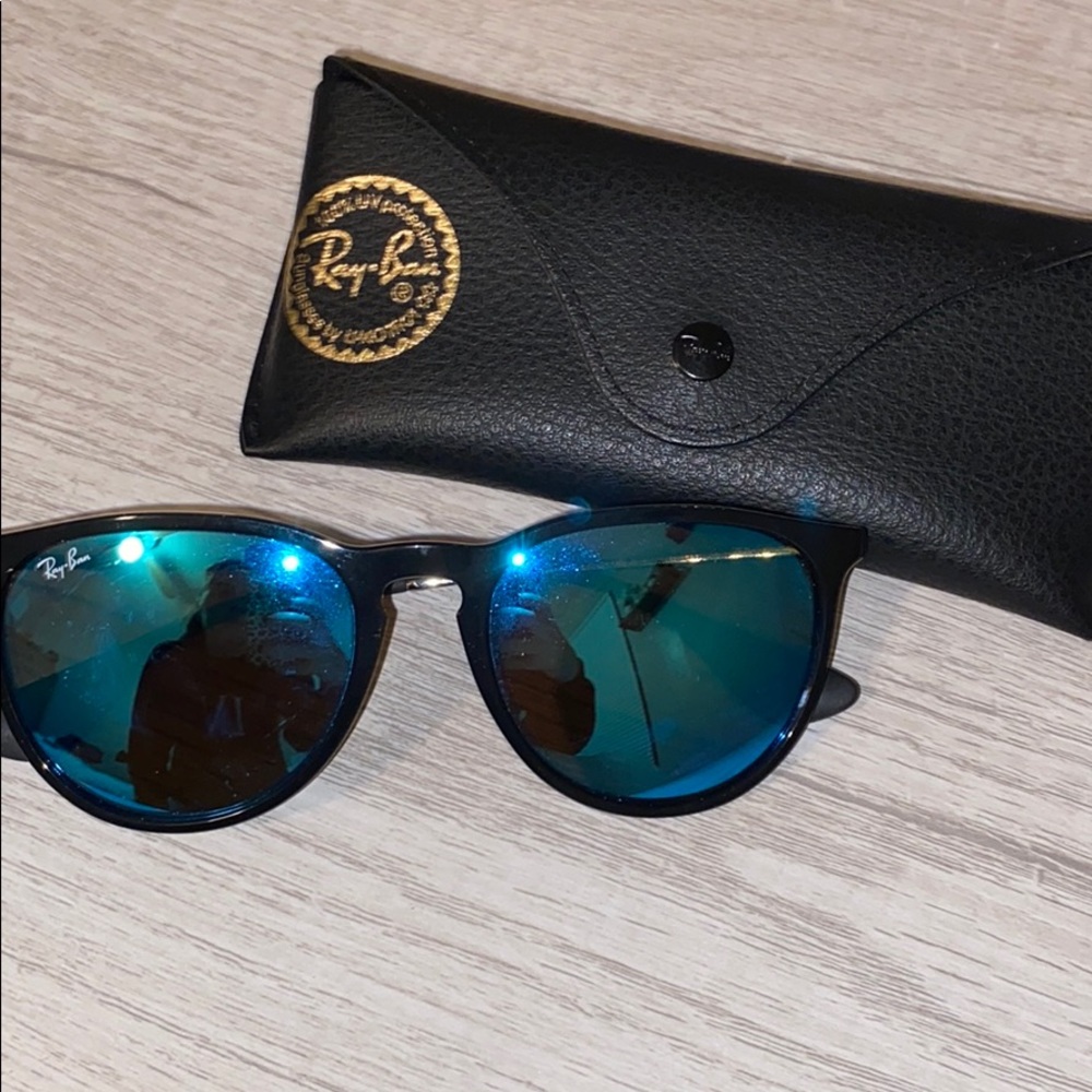 Ray Bans Erika- Blue lens